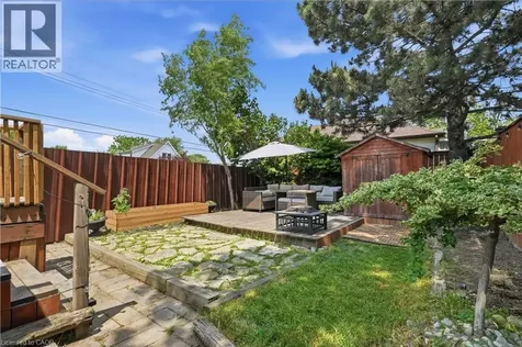 141 Mcanulty Boulevard Hamilton ON L8H 3H6