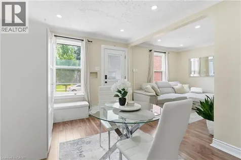 141 Mcanulty Boulevard Hamilton ON L8H 3H6