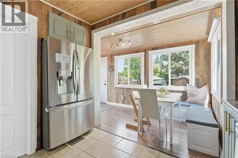 141 Mcanulty Boulevard Hamilton ON L8H 3H6