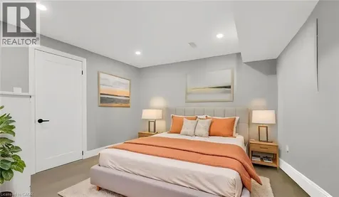 9 Faircourt Drive Stoney Creek ON L8G 2J4