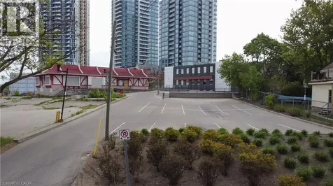 618 King Street Kitchener ON N2G 1C8