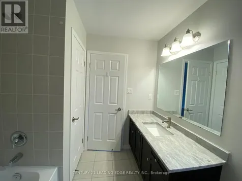 33 Glenvista Drive Kitchener ON N2R 0E7