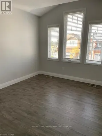 33 Glenvista Drive Kitchener ON N2R 0E7