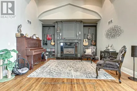 73 Fifth Avenue St. Thomas ON N5R 4C9