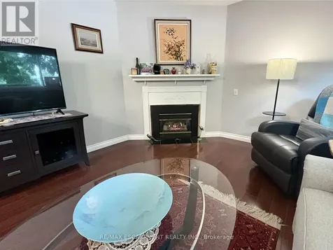 227 Silverbirch Boulevard Hamilton ON L0R 1W0