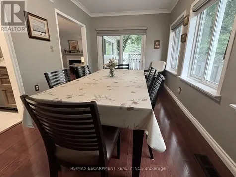 227 Silverbirch Boulevard Hamilton ON L0R 1W0