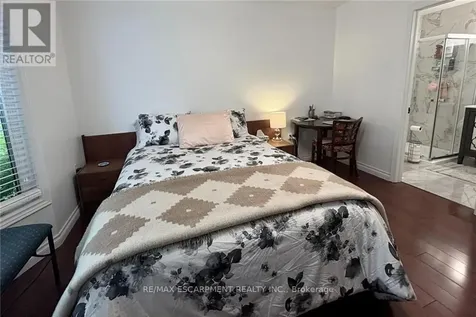 227 Silverbirch Boulevard Hamilton ON L0R 1W0