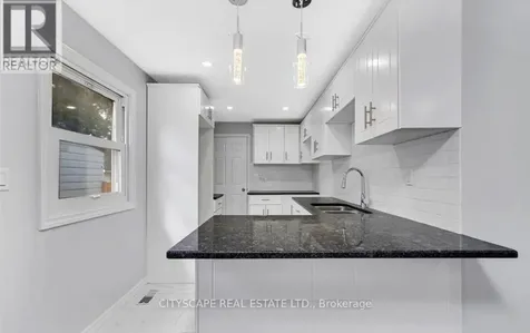 1434 Prince Road Windsor ON N9C 3A9