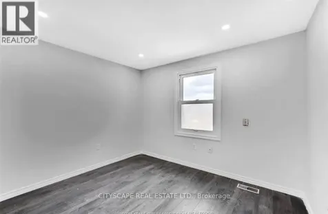 1434 Prince Road Windsor ON N9C 3A9