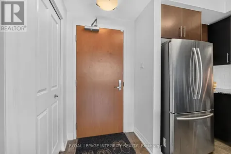 242 Rideau Street Ottawa ON K1N 0B7