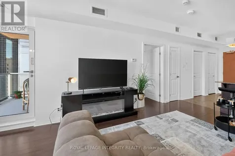 242 Rideau Street Ottawa ON K1N 0B7