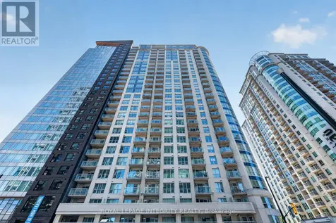 242 Rideau Street Ottawa ON K1N 0B7