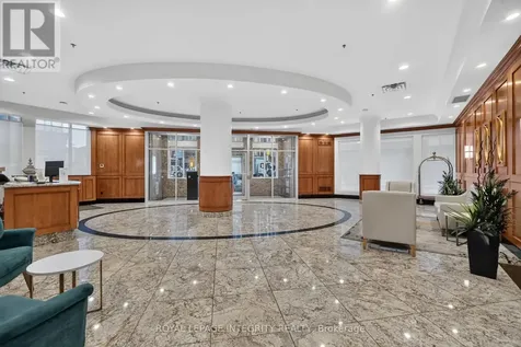 242 Rideau Street Ottawa ON K1N 0B7
