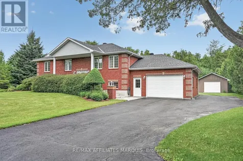 156 Bay Road Rideau Lakes ON K0G 1L0