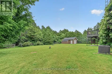 156 Bay Road Rideau Lakes ON K0G 1L0