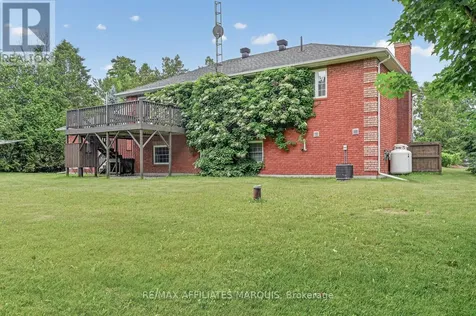 156 Bay Road Rideau Lakes ON K0G 1L0