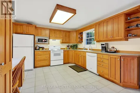 156 Bay Road Rideau Lakes ON K0G 1L0