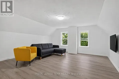 4 Eccles Street Ottawa ON K1R 6S2