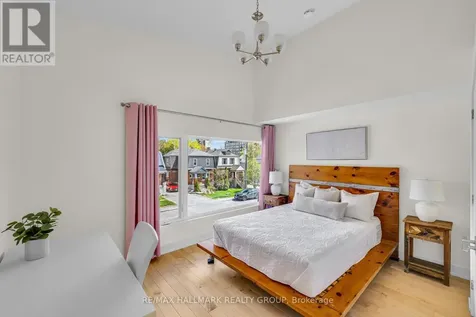 92 Grange Avenue Ottawa ON K1Y 0N9