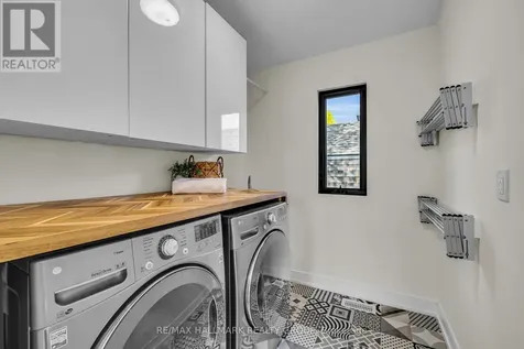 92 Grange Avenue Ottawa ON K1Y 0N9