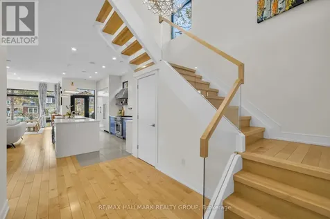 92 Grange Avenue Ottawa ON K1Y 0N9