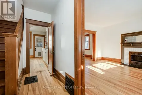 995 Gladstone Avenue Ottawa ON K1Y 3E8
