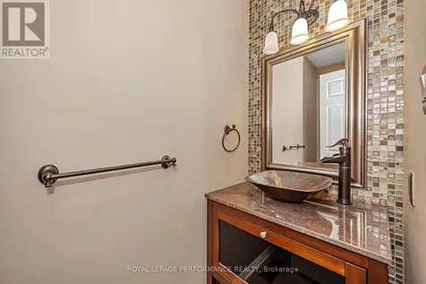 1705 Belcourt Boulevard Ottawa ON K1C 1M3
