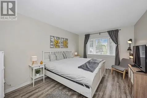 1705 Belcourt Boulevard Ottawa ON K1C 1M3