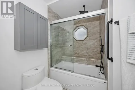 1705 Belcourt Boulevard Ottawa ON K1C 1M3
