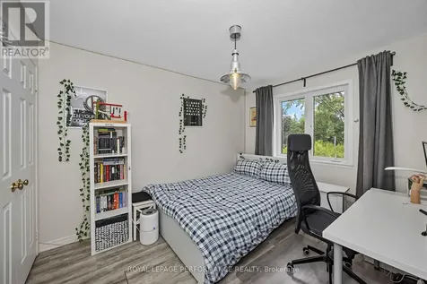 1705 Belcourt Boulevard Ottawa ON K1C 1M3