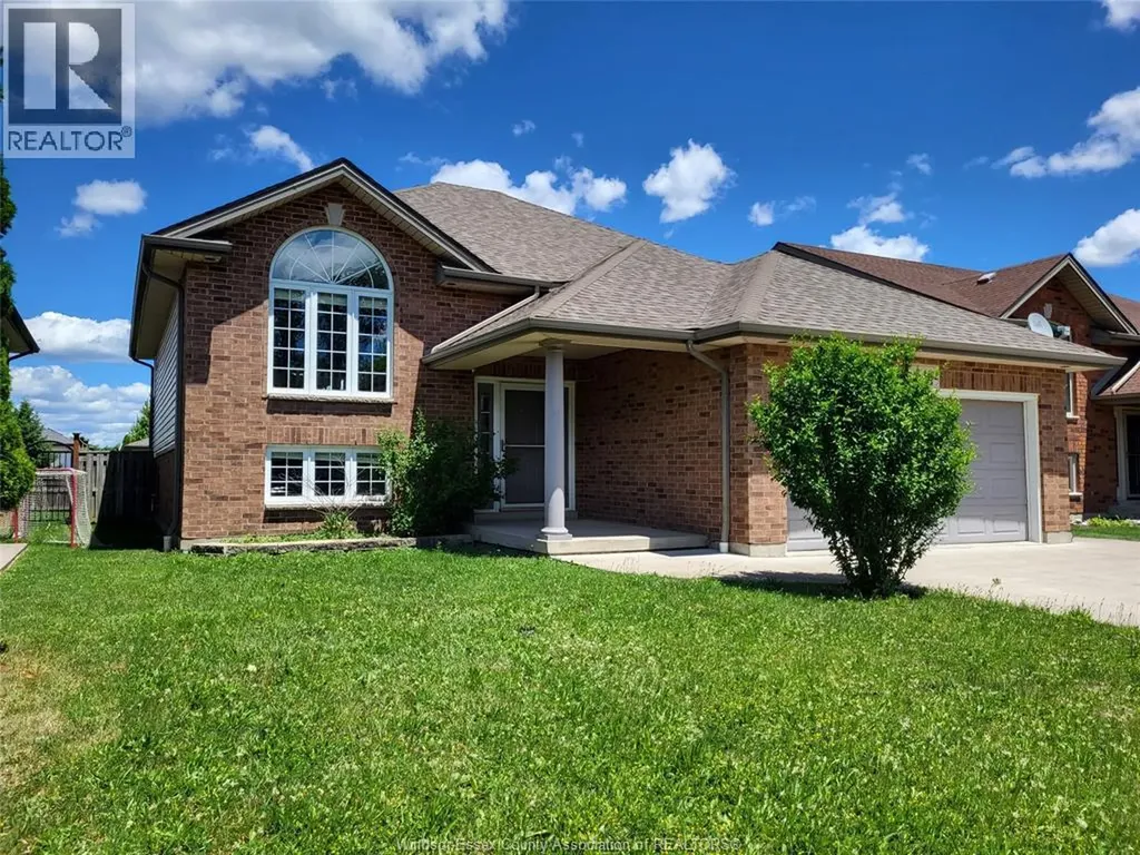 340 White Crescent Amherstburg ON N9V 4C7