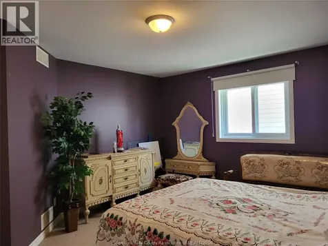 340 White Crescent Amherstburg ON N9V 4C7
