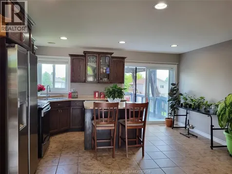 340 White Crescent Amherstburg ON N9V 4C7