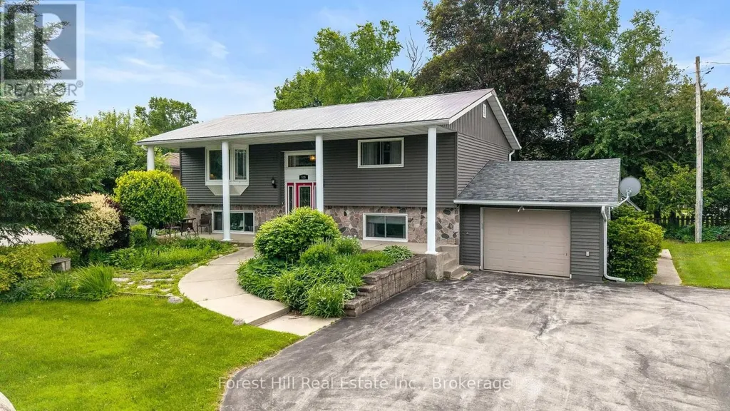 535 George Street South Bruce Peninsula ON N0H 2T0