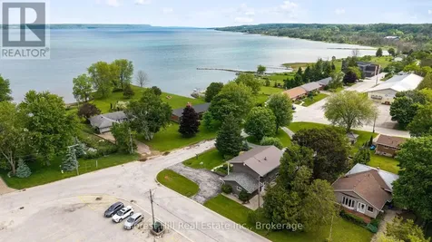 535 George Street South Bruce Peninsula ON N0H 2T0