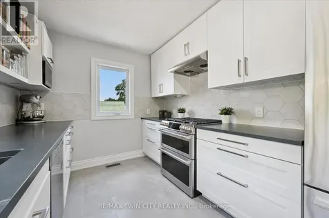40 Madison Avenue South Kitchener ON N2G 3M5