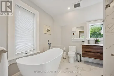 40 Madison Avenue South Kitchener ON N2G 3M5