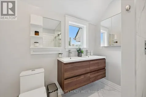 40 Madison Avenue South Kitchener ON N2G 3M5
