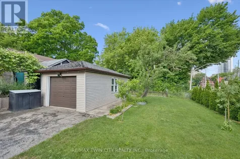 40 Madison Avenue South Kitchener ON N2G 3M5