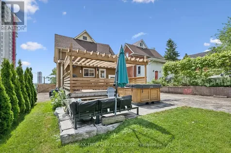 40 Madison Avenue South Kitchener ON N2G 3M5