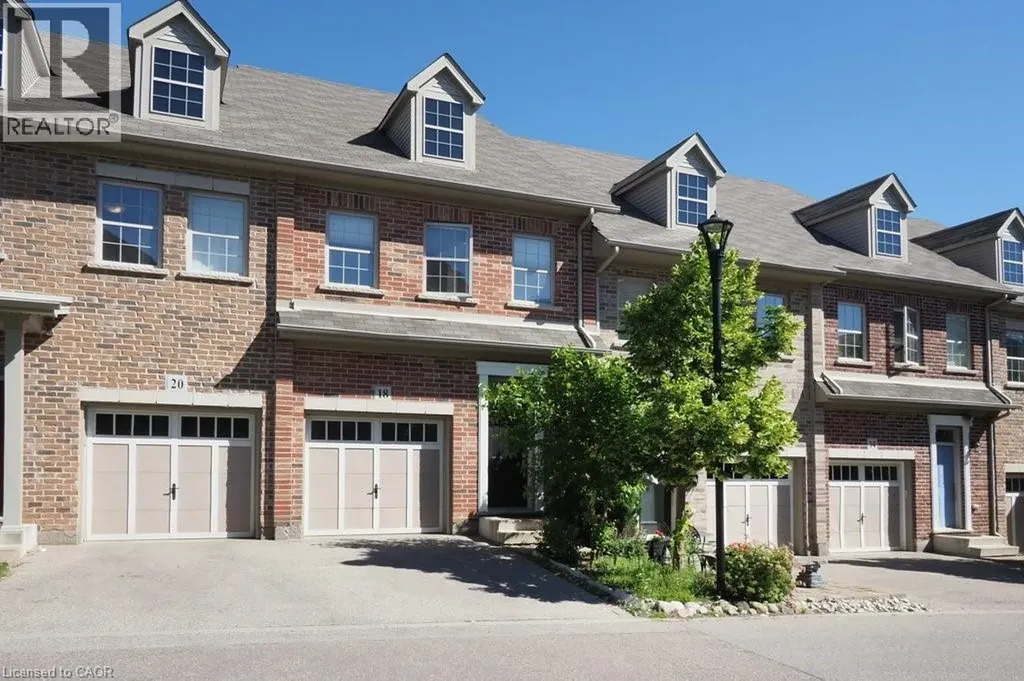 18 Robert Peel Road Kitchener ON N2H 0B3
