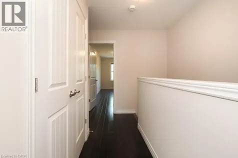 18 Robert Peel Road Kitchener ON N2H 0B3
