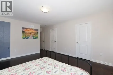 18 Robert Peel Road Kitchener ON N2H 0B3