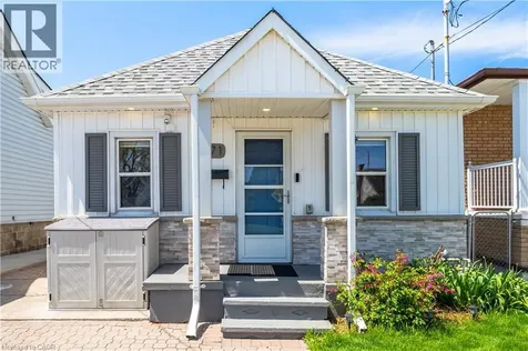71 Beland Avenue North Hamilton ON L8H 6C2