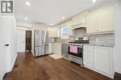 71 Beland Avenue North Hamilton ON L8H 6C2