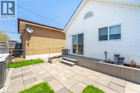 71 Beland Avenue North Hamilton ON L8H 6C2