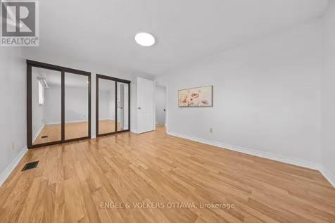 19 Wessex Road Ottawa ON K2J 1S4