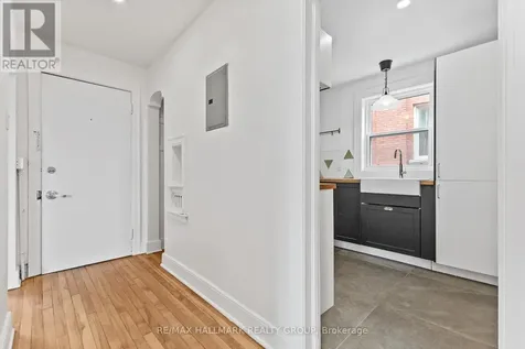 455 Metcalfe Street Ottawa ON K2P 1T1