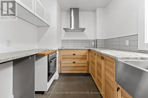 455 Metcalfe Street Ottawa ON K2P 1T1