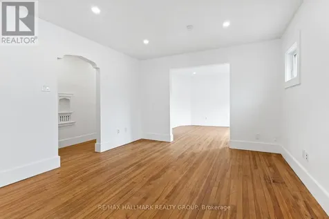 455 Metcalfe Street Ottawa ON K2P 1T1